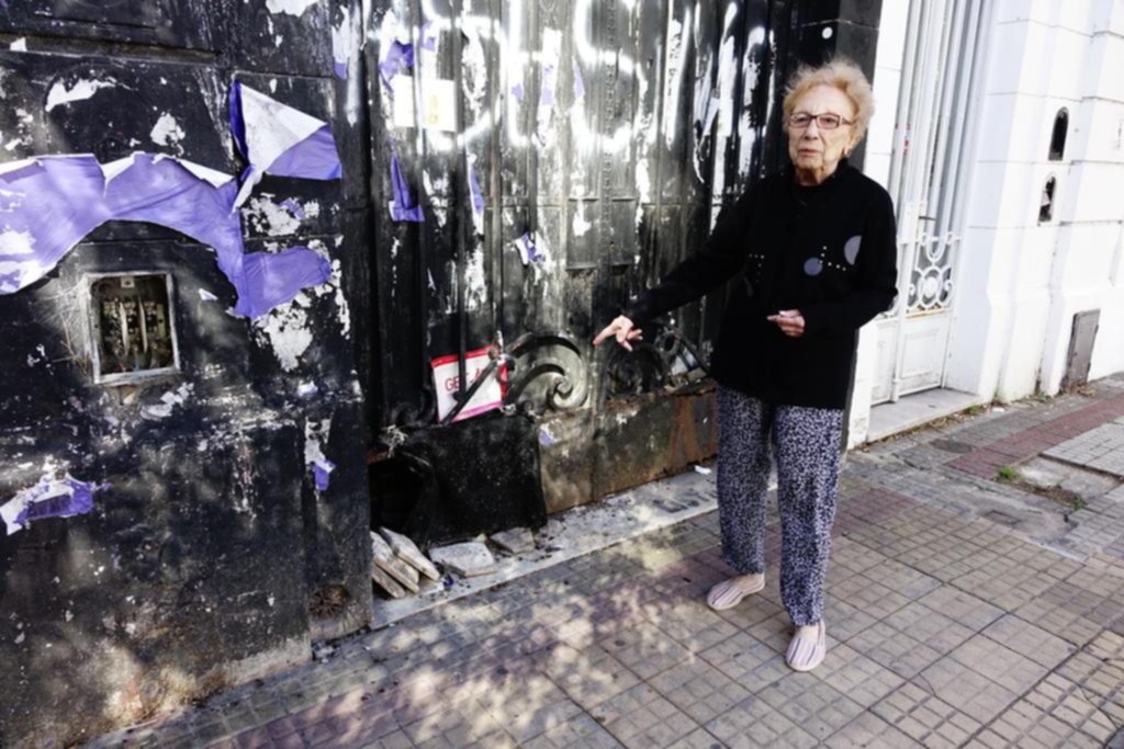 Preocupa a los vecinos la invasión de ratas en la casa de Barreda en pleno centro