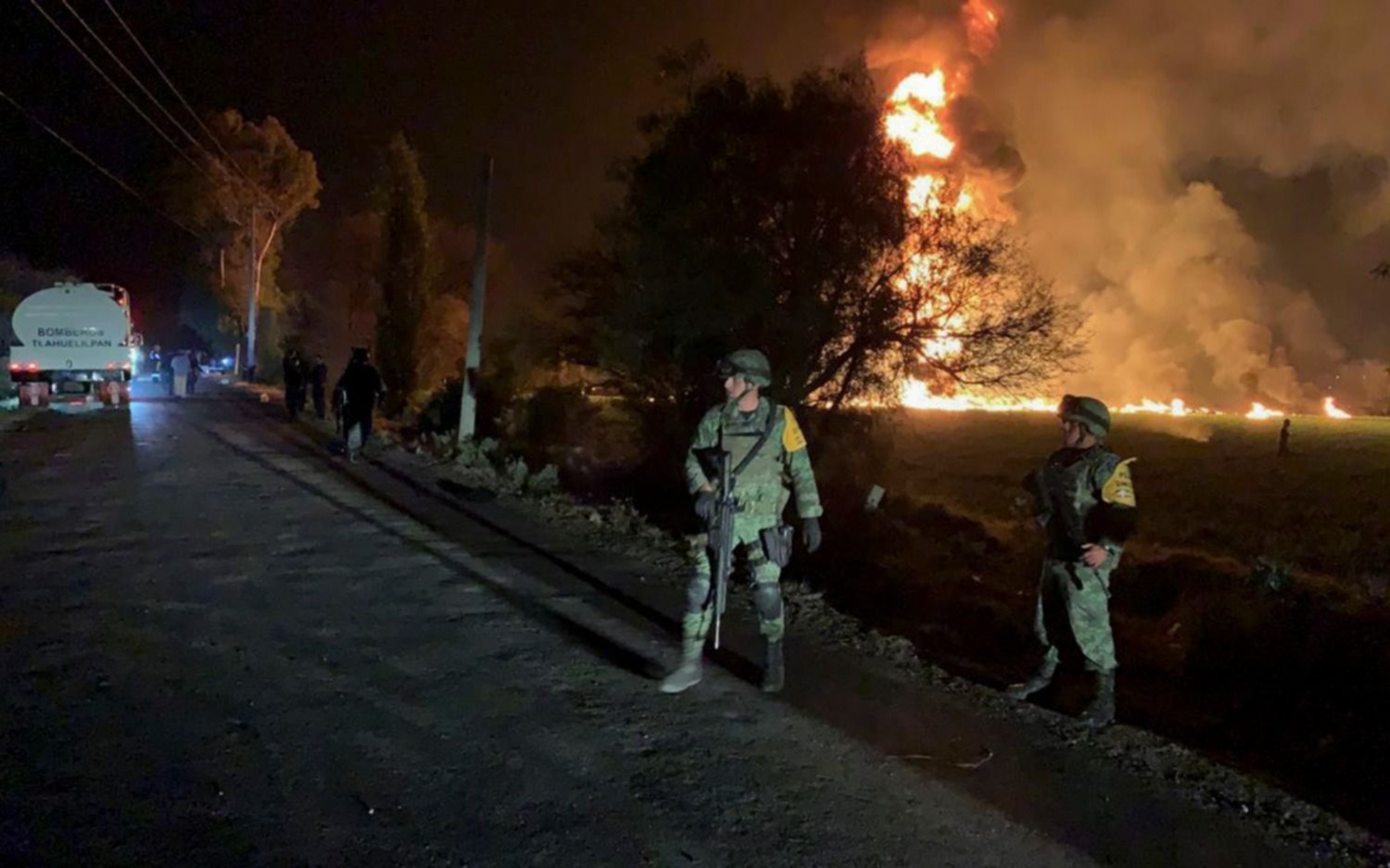 México: más de 70 muertos por la explosión en ducto de combustible