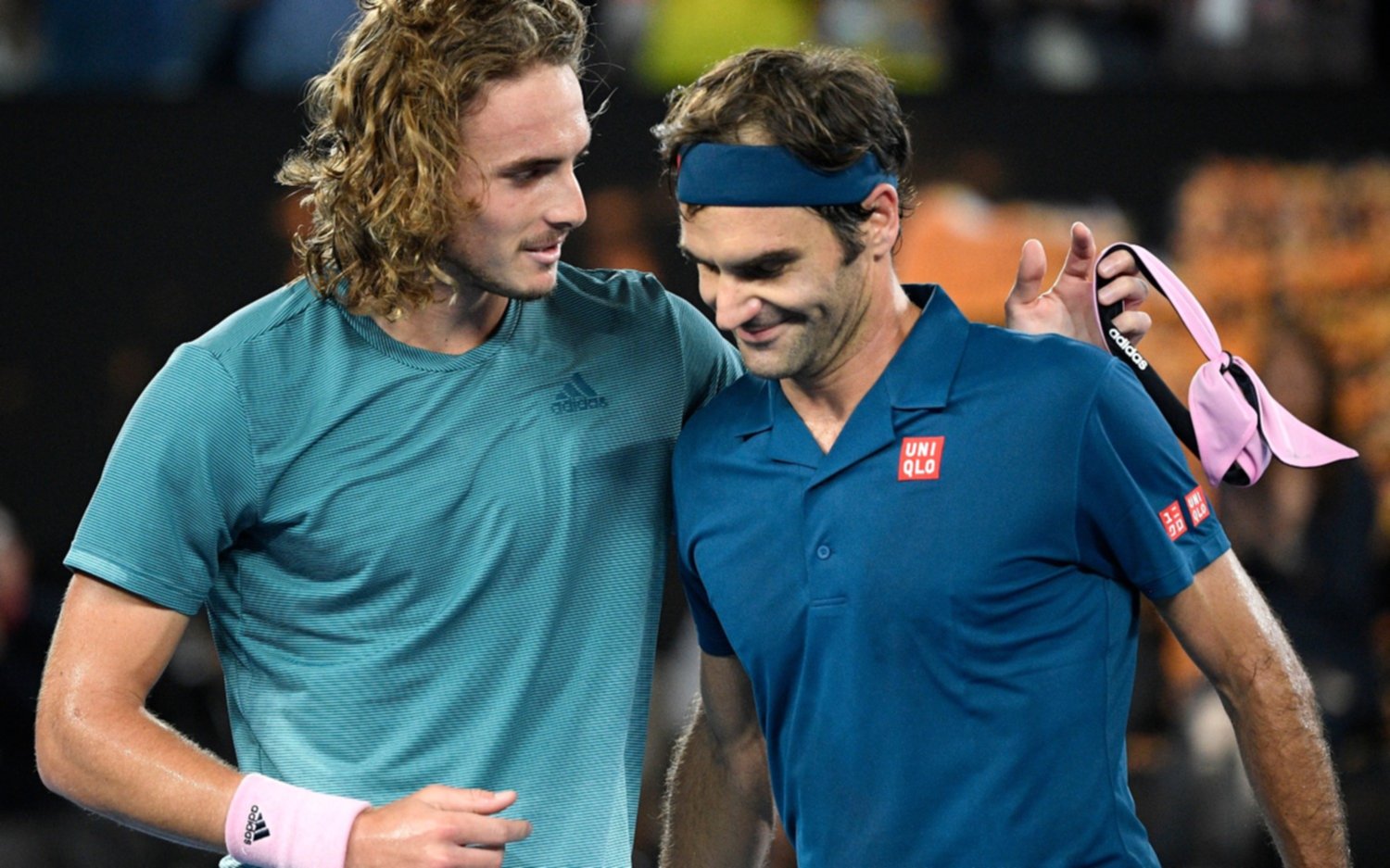 Afuera Federer del Abierto de Australia  al caer ante el griego Tsitsipas