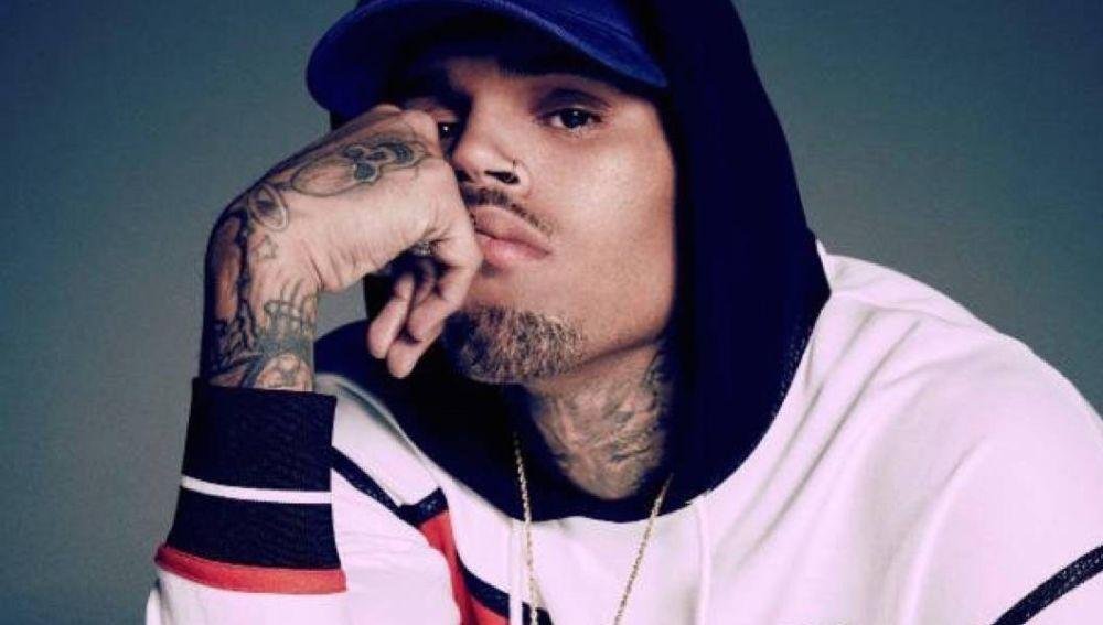 Chris Brown, acusado de violación, fue liberado en París