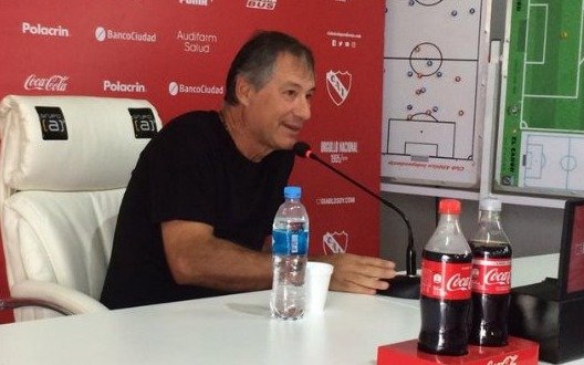 Holan, tajante: "No estoy acá para que los jugadores me quieran y yo sea su amigo"