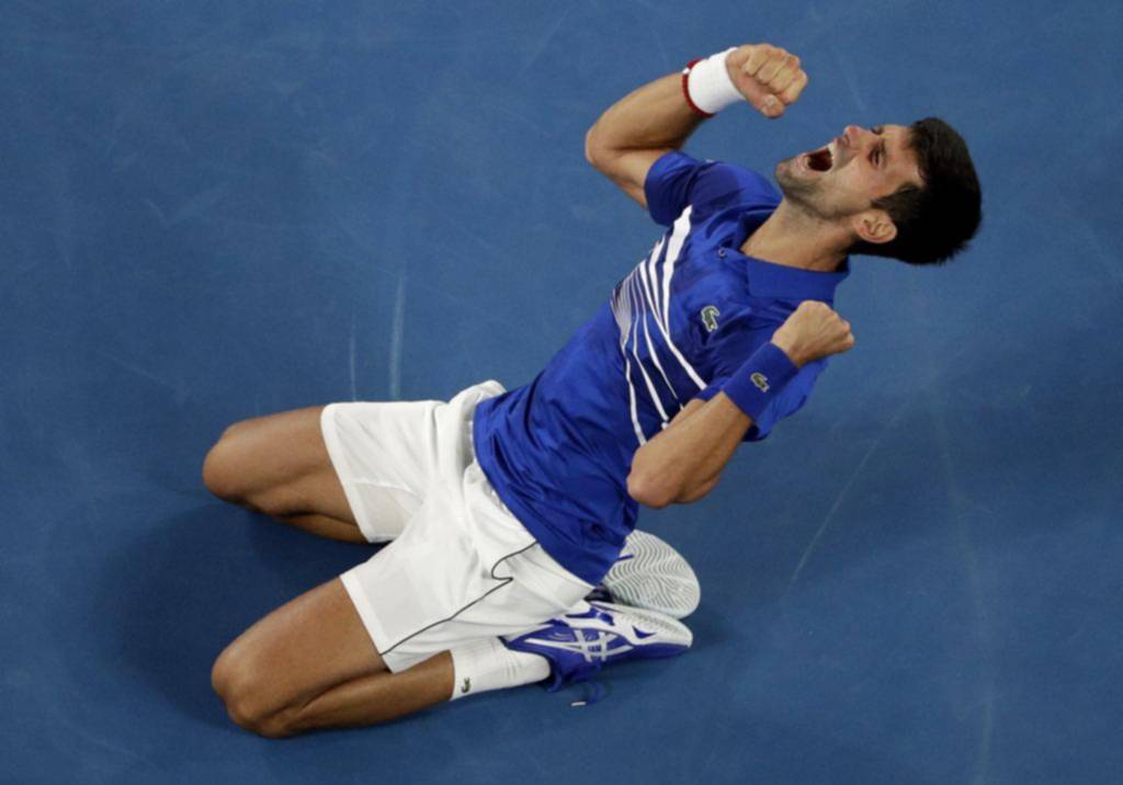 Djokovic vapuleó a Nadal en Australia y dejó la sensación que este año no tendrá rival