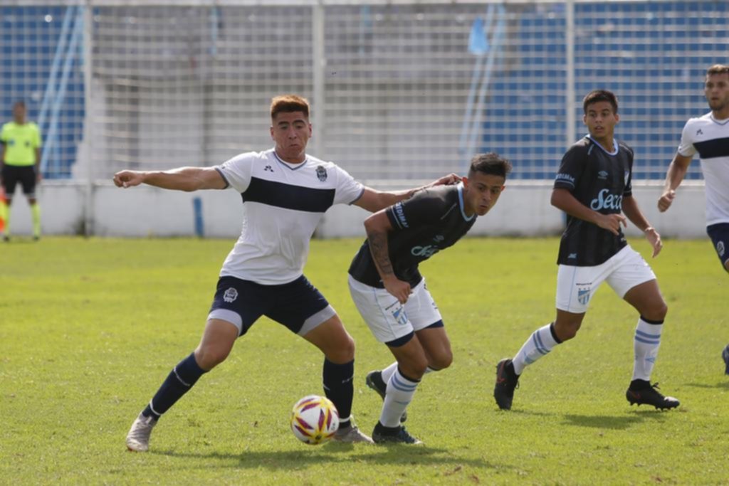 La Reserva se trajo de Tucumán una derrota que no tuvo nada de justicia