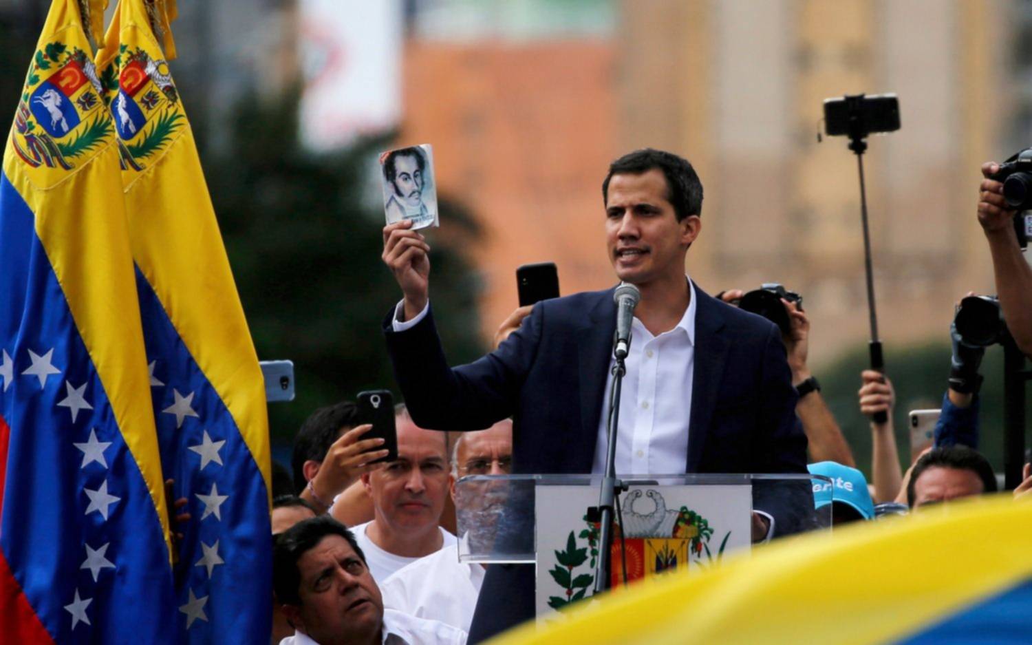El Parlamento Europeo votó y ya reconoce como presidente de Venezuela a Guaidó