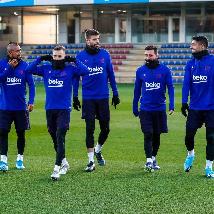 Messi ya se entrenó con el Barcelona