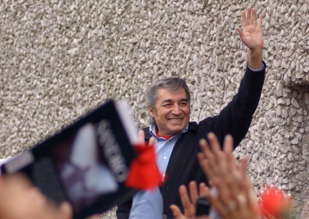 Sandro: la leyenda continúa