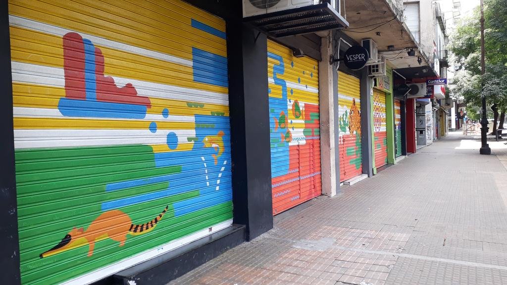 Con obras de arte, intentan frenar el intenso avance del vandalismo en la Ciudad