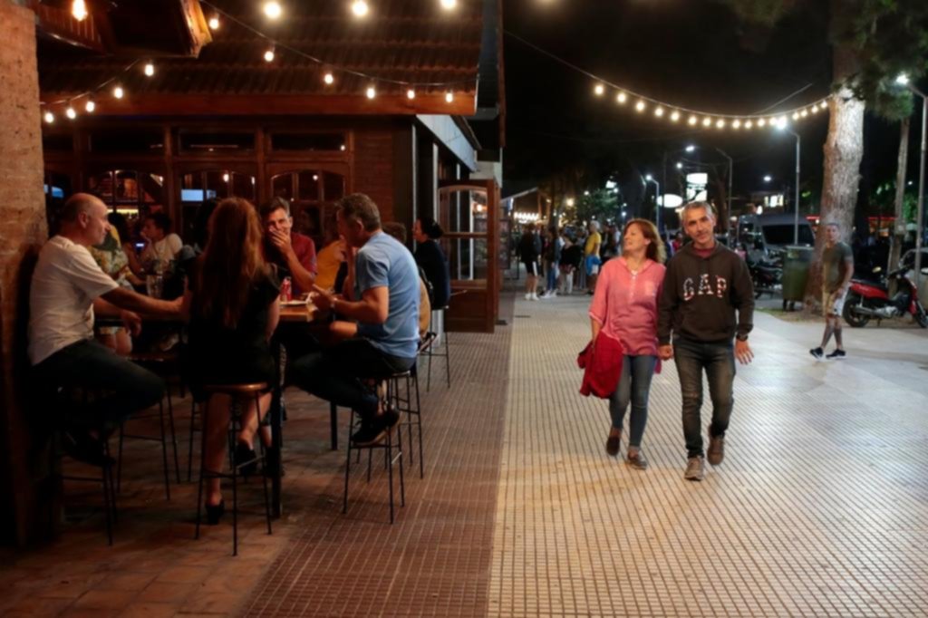 Para los chicos y para los grandes: la noche de San Bernardo por etapas