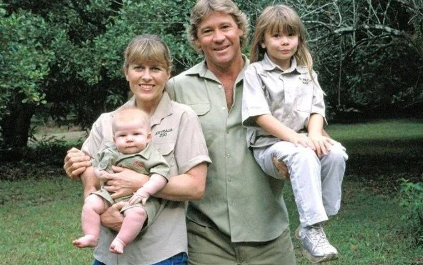 De tal palo...: la familia del fallecido "cazador de cocodrilos" ya salvó 90 mil animales
