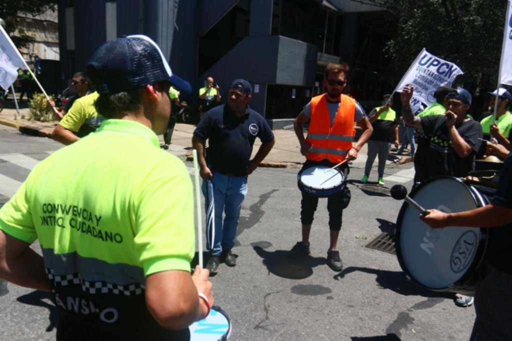 Es un dolor de cabeza sacar la licencia de conducir: no están tomando la prueba