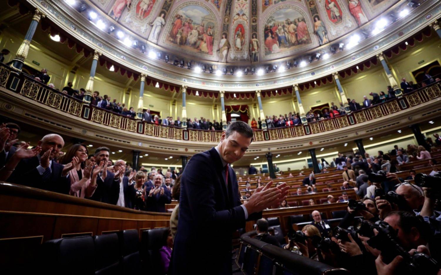 Pedro Sánchez fue investido presidente del Gobierno de España