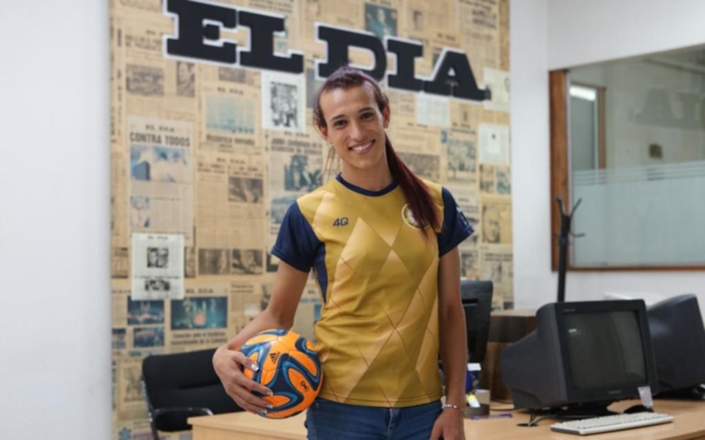 Mara Gómez se sumó a Villa San Carlos y será la primera jugadora trans en jugar en AFA