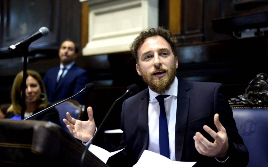 Otermín destacó la media sanción de la Ley Impositiva en la Legislatura bonaerense
