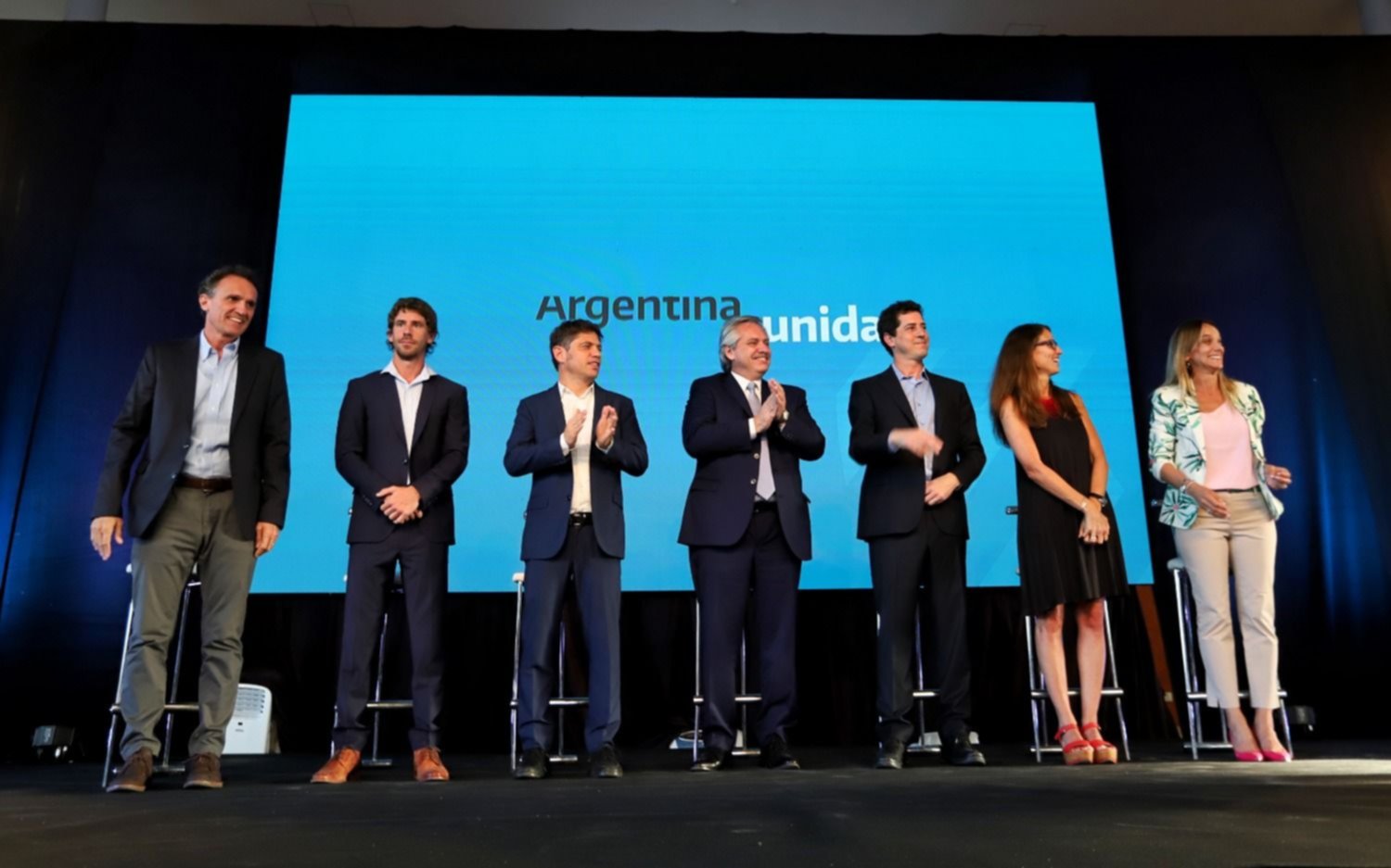 Alberto Fernández presentó el programa Hacer Trabajo: "La mitad van a ser mujeres"