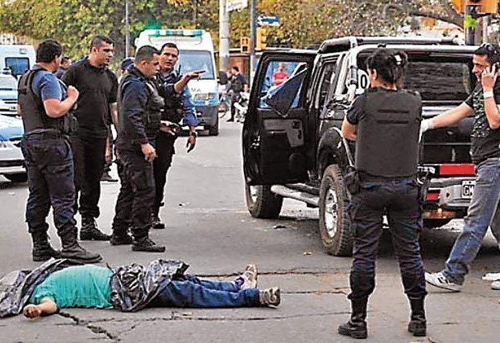 Atribuyen a una guerra narco un baño de sangre en Rosario: 12 asesinatos en 9 días