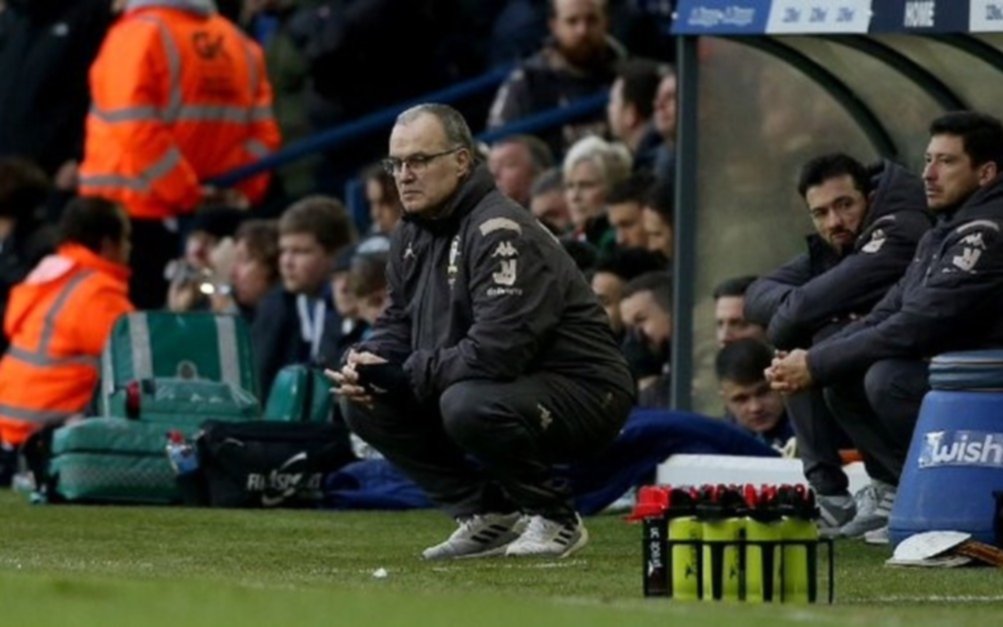 Leeds de Bielsa perdió con Sheffield Wednesday y cedió la punta de la segunda división