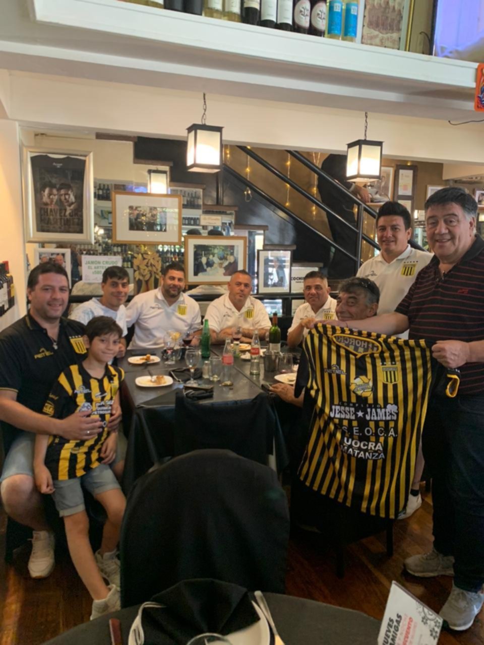 El plantel mirasol se quedó a almorzar en La Plata