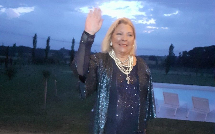 Carrió se declaró "judía espiritual" y dijo que la muerte de Nisman fue "un crimen político"