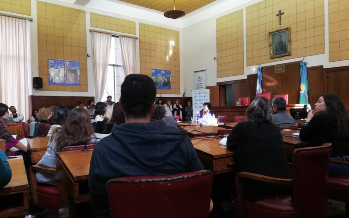 Concejales de General Pueyrredón congelan sus salarios y reducen a la mitad su presupuesto