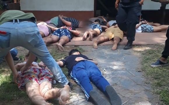 Pelea y muerte en Villa Gesell: cámaras, prendas ensangrentadas y jóvenes con heridas, claves para detener a los rugbiers