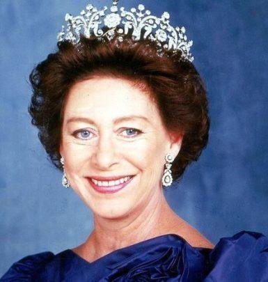 Abdicación, muerte, divorcios... Los escándalos de la familia real