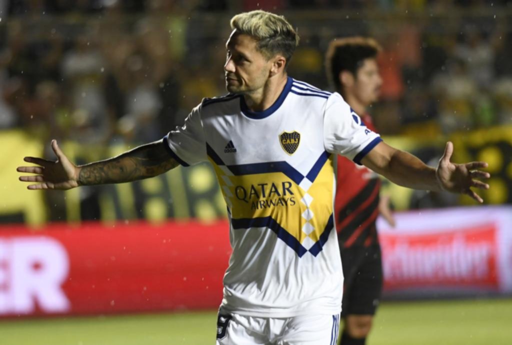 Boca completó su preparación con doblete de Mauro Zárate para la victoria ante Paranaense