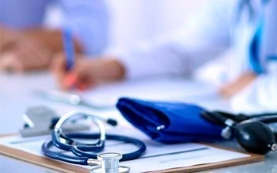 Los médicos bonaerenses pedirán un aumento del 35% con claúsula gatillo
