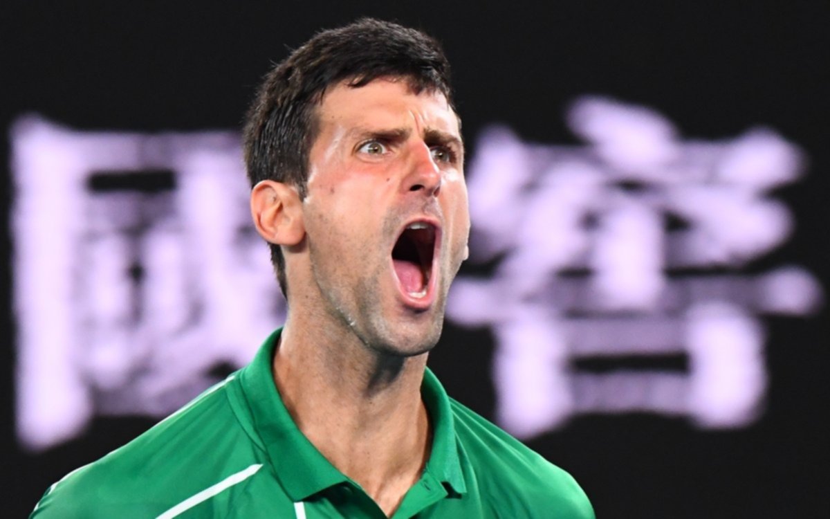 El serbio Djokovic avanzó a la final en Australia tras vencer a Federer