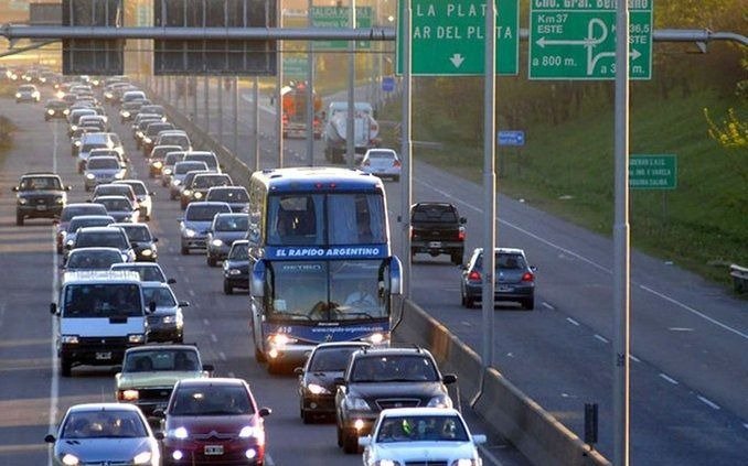 Por el recambio turístico, regirá desde mañana restricción de tránsito a camiones en rutas bonaerenses