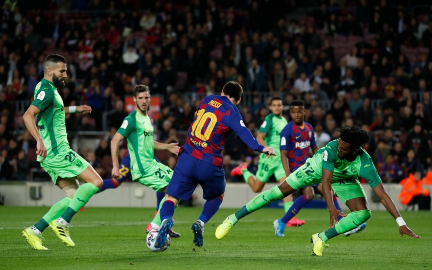Con dos goles de Messi, Barcelona goleó al Leganés y avanzó a cuartos de final de la Copa del Rey