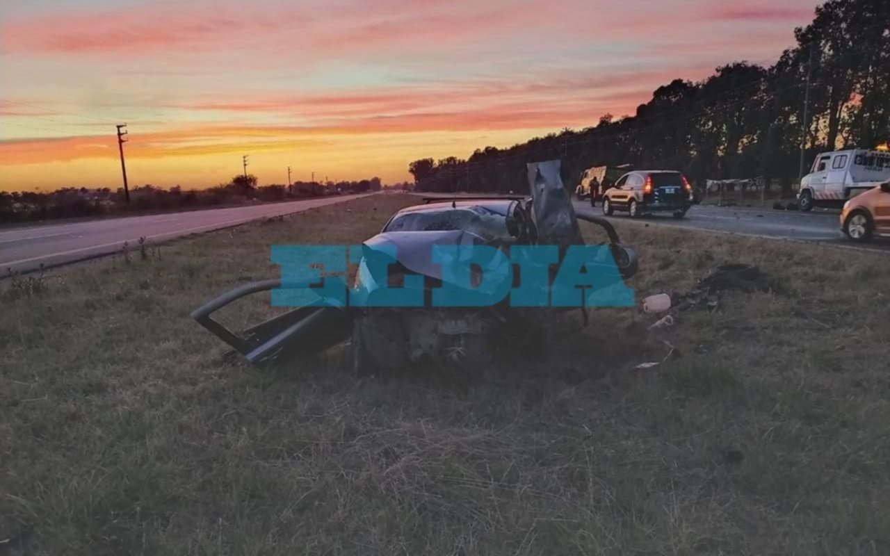 Trágico choque frontal dejó dos muertos en la Región