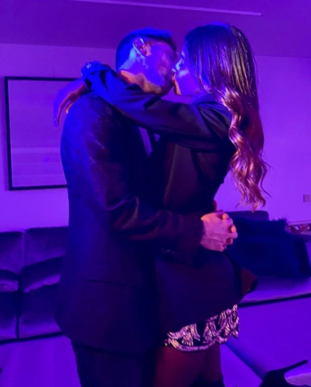 La romántica foto de Lio Messi y Antonela al recibir el año nuevo