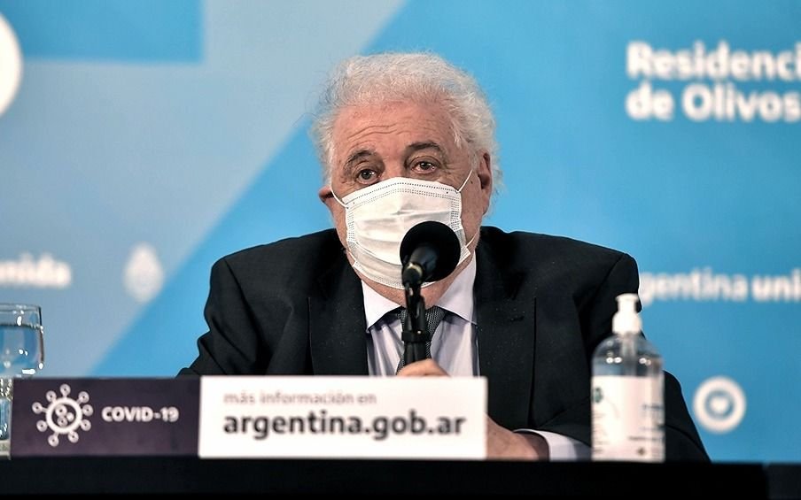 Ginés González García se refirió a los efectos adversos de la vacuna rusa 