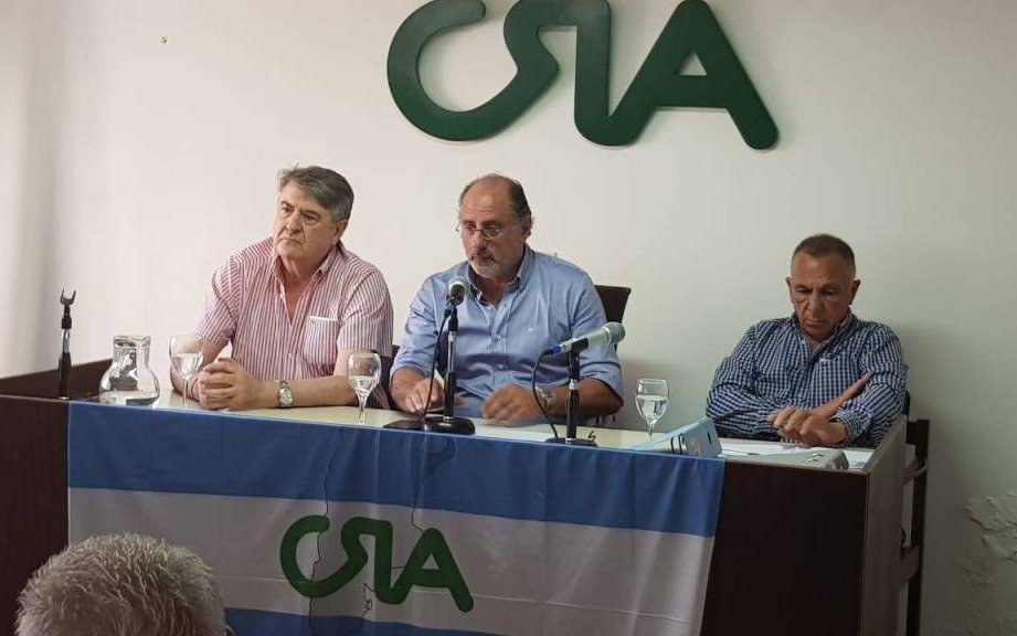 El campo define si va al paro por el cierre de la exportación de maíz: "Hay bronca contenida"