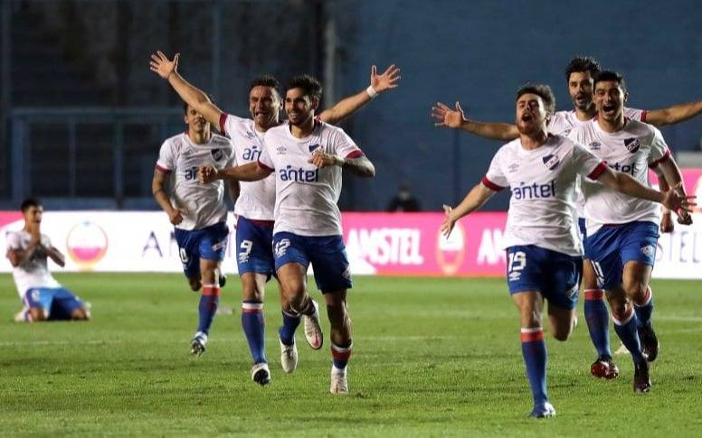 Con casi 40 años, ex jugador de River firmó para jugar en Nacional de Uruguay