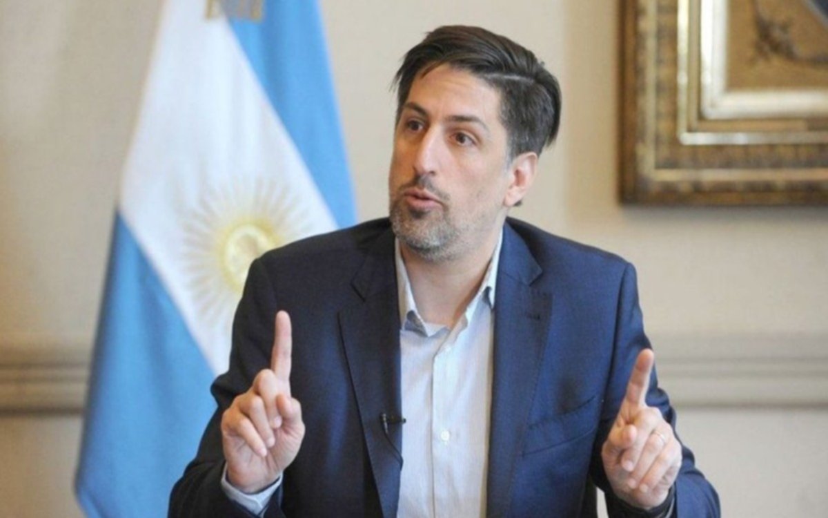 “Las medidas restrictivas pueden convivir con el inicio de las clases presenciales”, aseguró el ministro Trotta