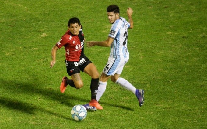 Con un golazo de "Pulguita" Rodríguez, Colón derrotó a los tucumanos