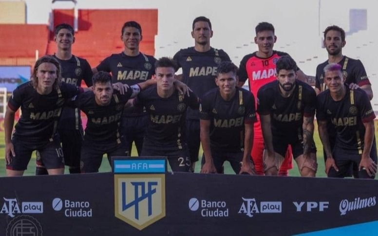 Sigue el escándalo en Vélez por los hisopados positivos de los jugadores de Lanús