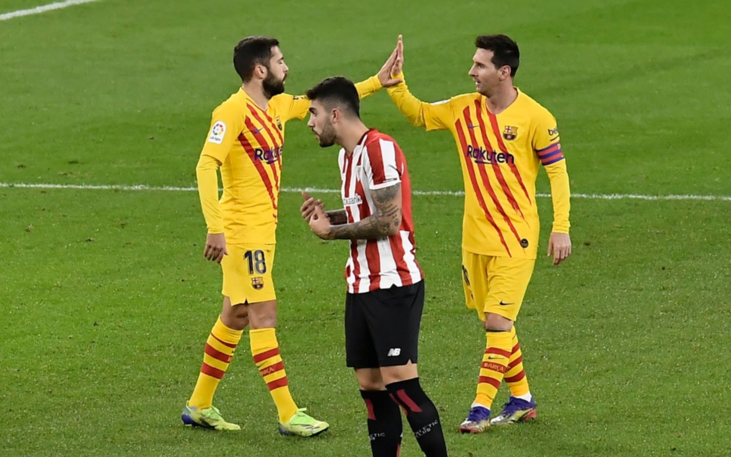Messi la rompió y metió un doblete en la victoria del Barcelona ante el Athletic Bilbao