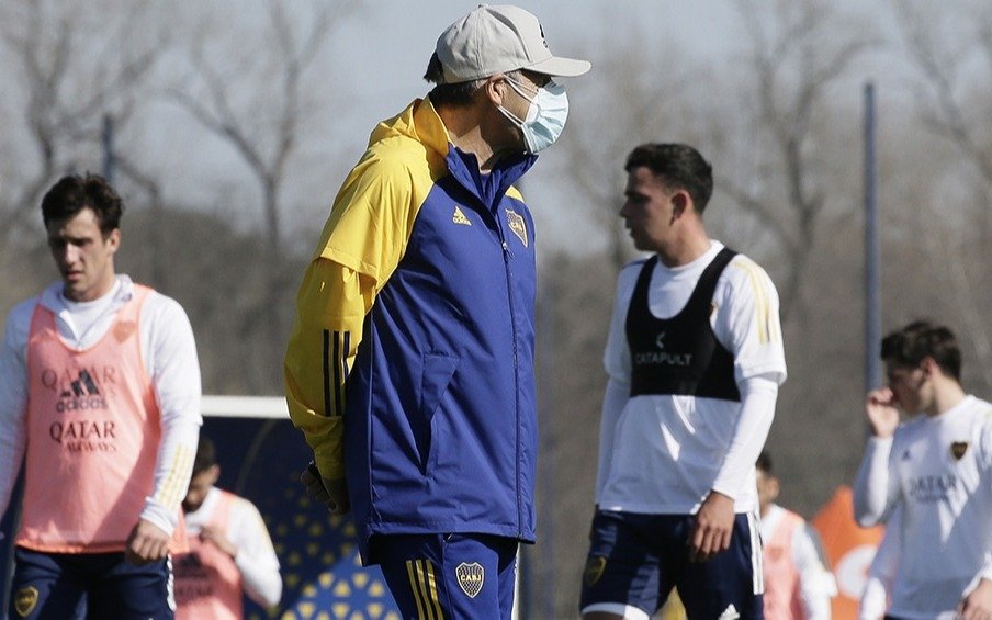 Primer "refuerzo": ya es oficial la reincorporación de un delantero en Boca