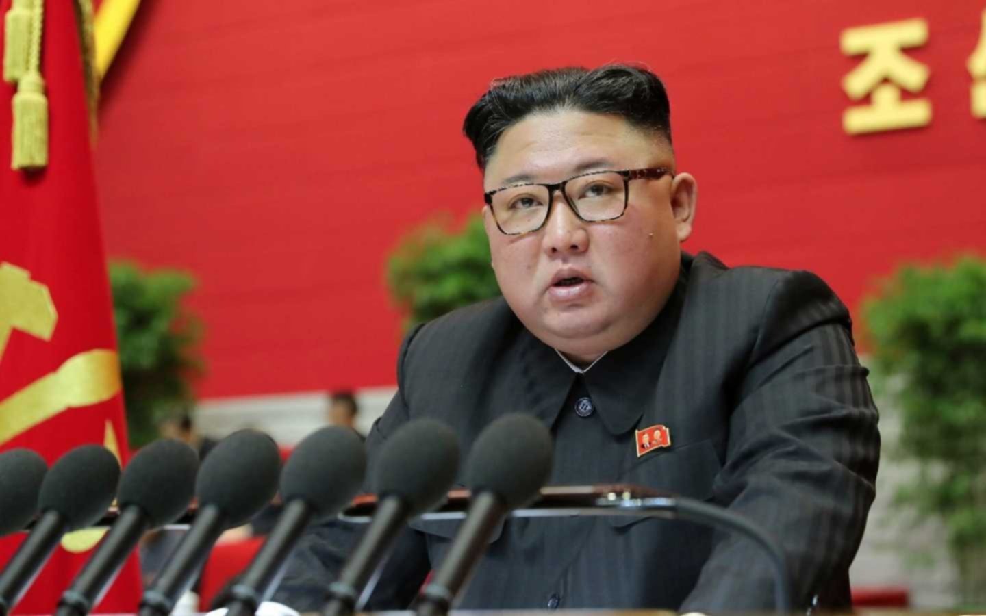 Kim Jong-un asegura que EE.UU. es el "principal enemigo" de Corea del Norte y promete un submarino nuclear