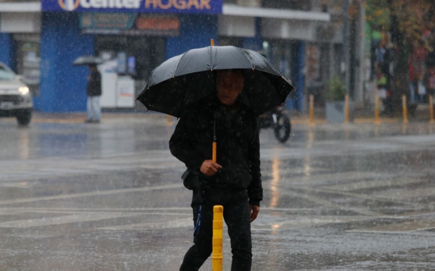 Por tormentas y ráfagas, se mantiene el riesgo "amarillo" en La Plata: cómo sigue el clima