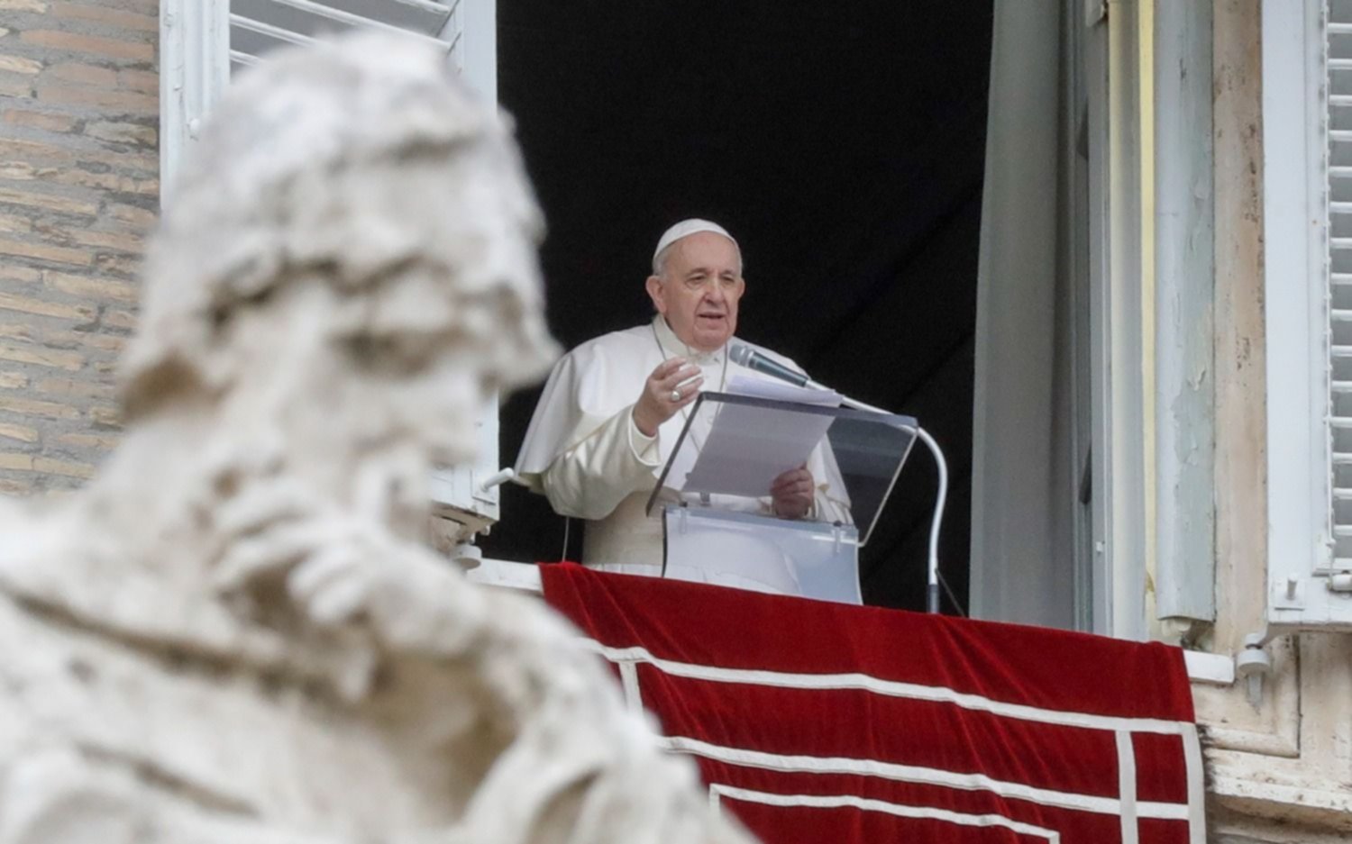 Giro histórico: Francisco decretó la apertura a la participación de mujeres en la Iglesia
