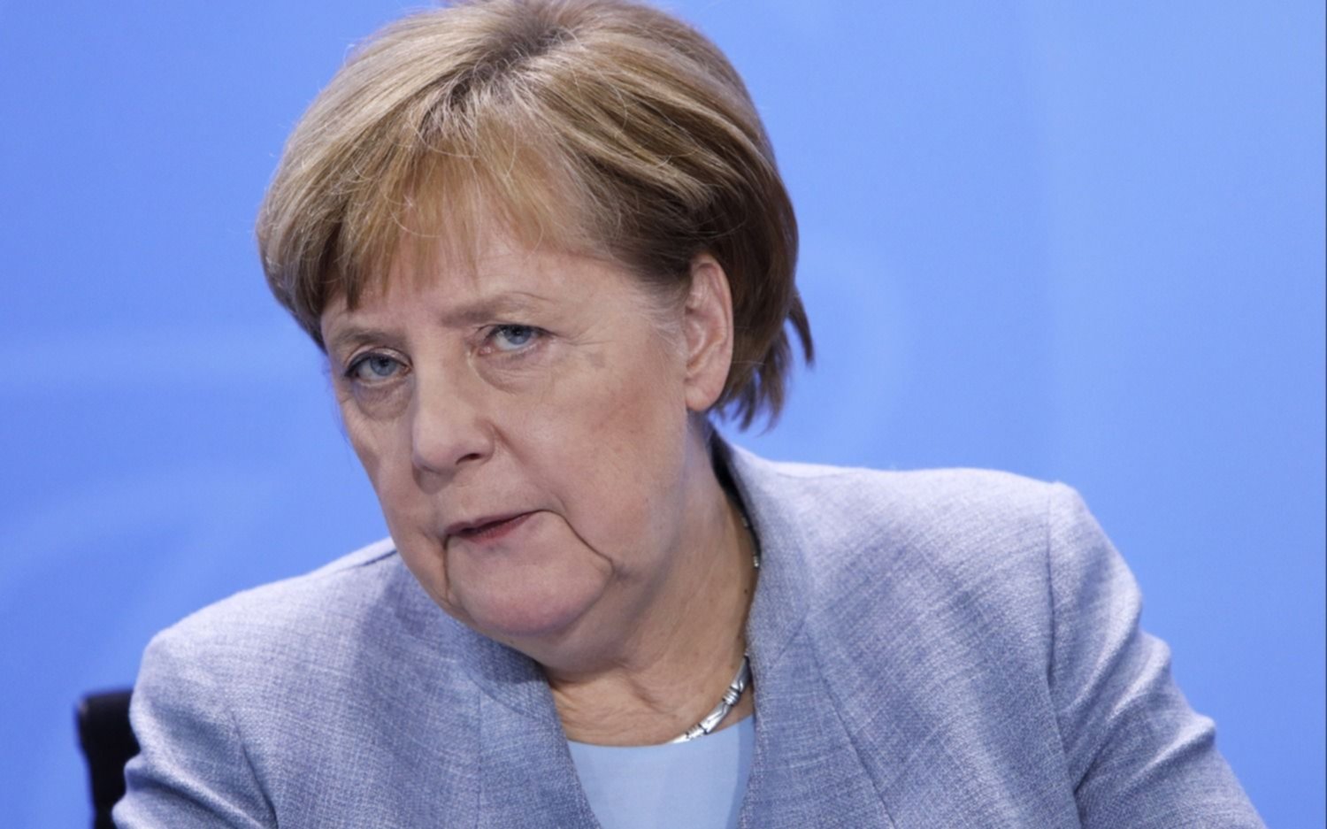 Merkel advierte que lo peor está por venir, cuando el coronavirus hace estragos en Europa