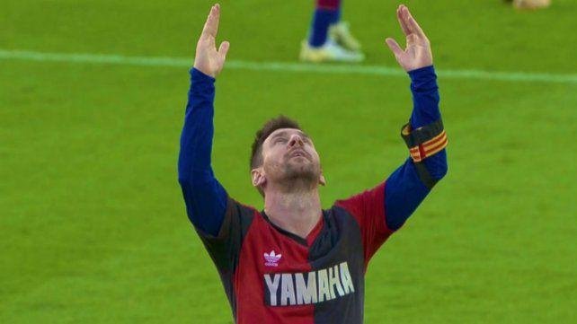 Ratifican la tarjeta a Messi por el homenaje a Maradona
