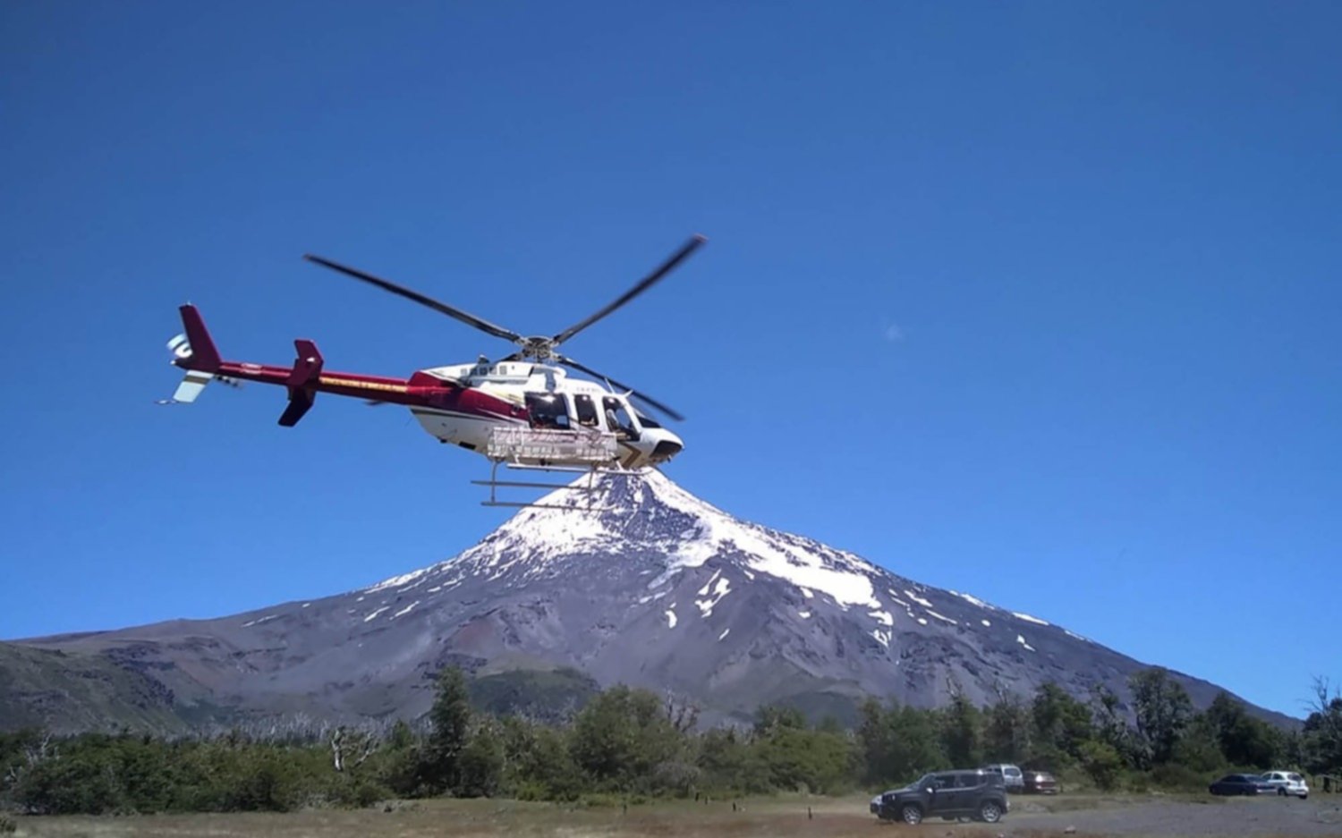 Rescataron con helicópteros a turistas accidentados en la Patagonia