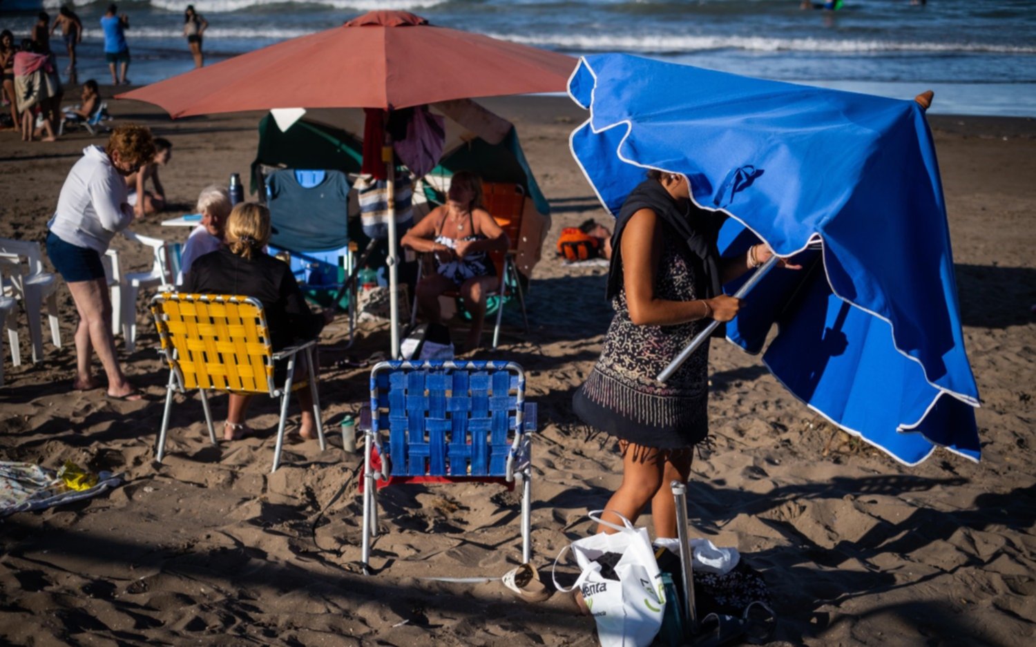 Se espera 30 grados en la Costa: playa hasta que caiga el sol