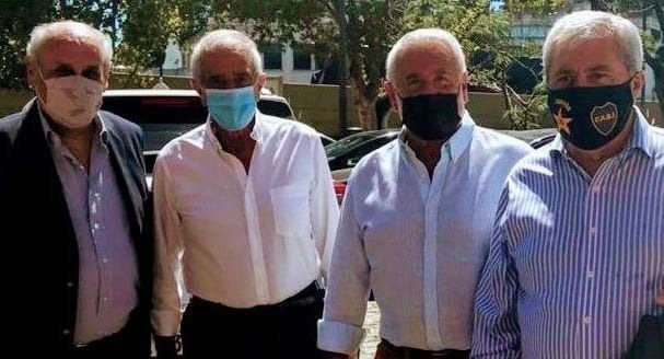 "Partido histórico contra el Covid": Boca y River juntos en la campaña de vacunación