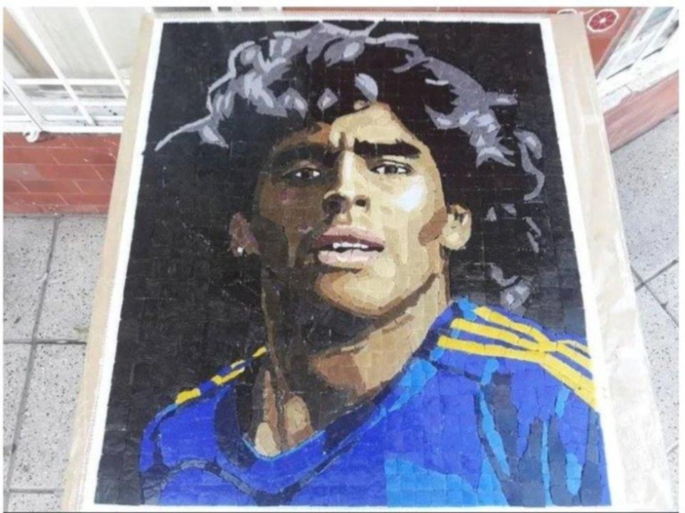 Un mural en La Boca y otro en Villa Crespo, en homenaje a Diego Armando Maradona
