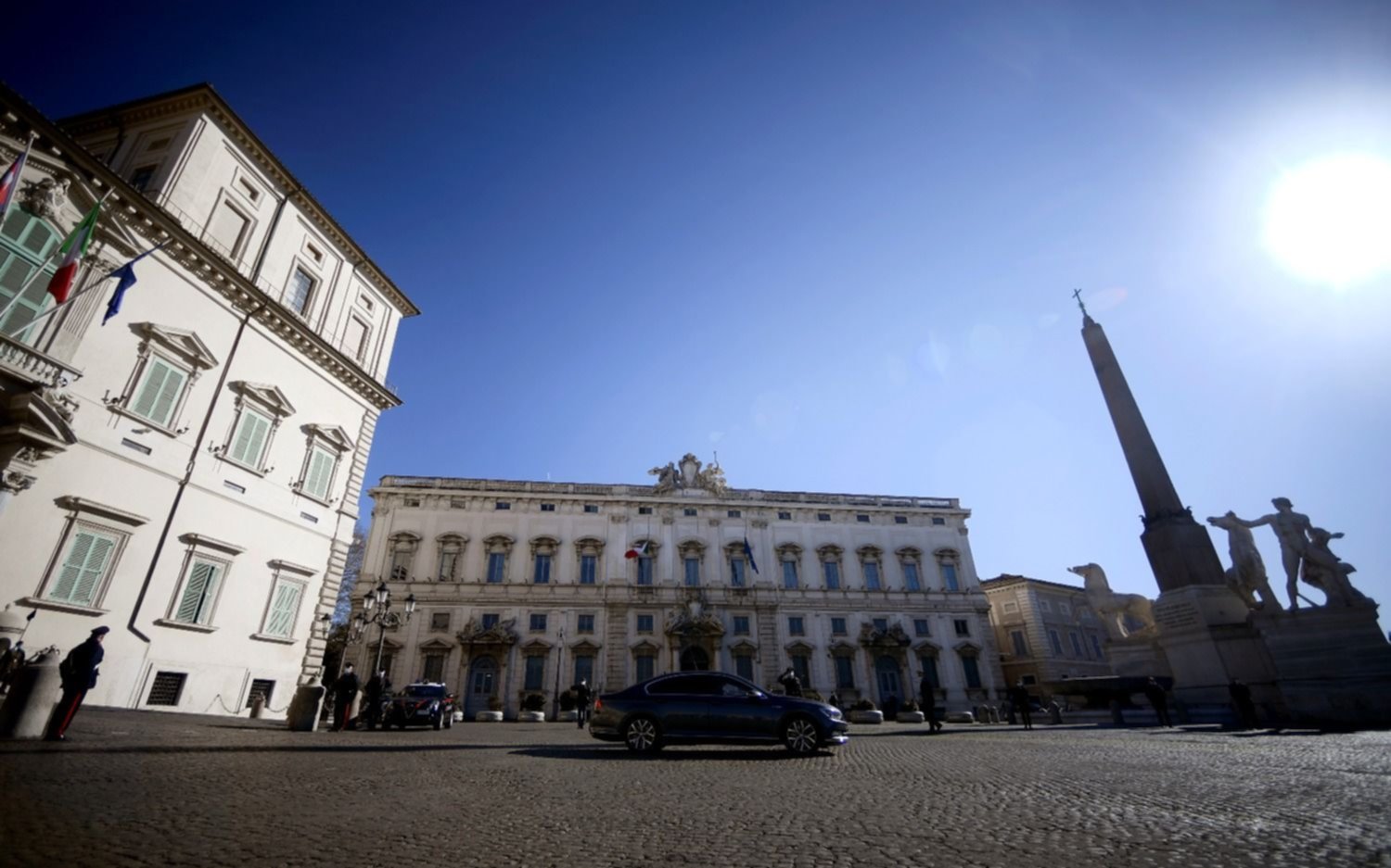 Italia: renunció el primer ministro y el presidente Mattarella afronta la crisis política